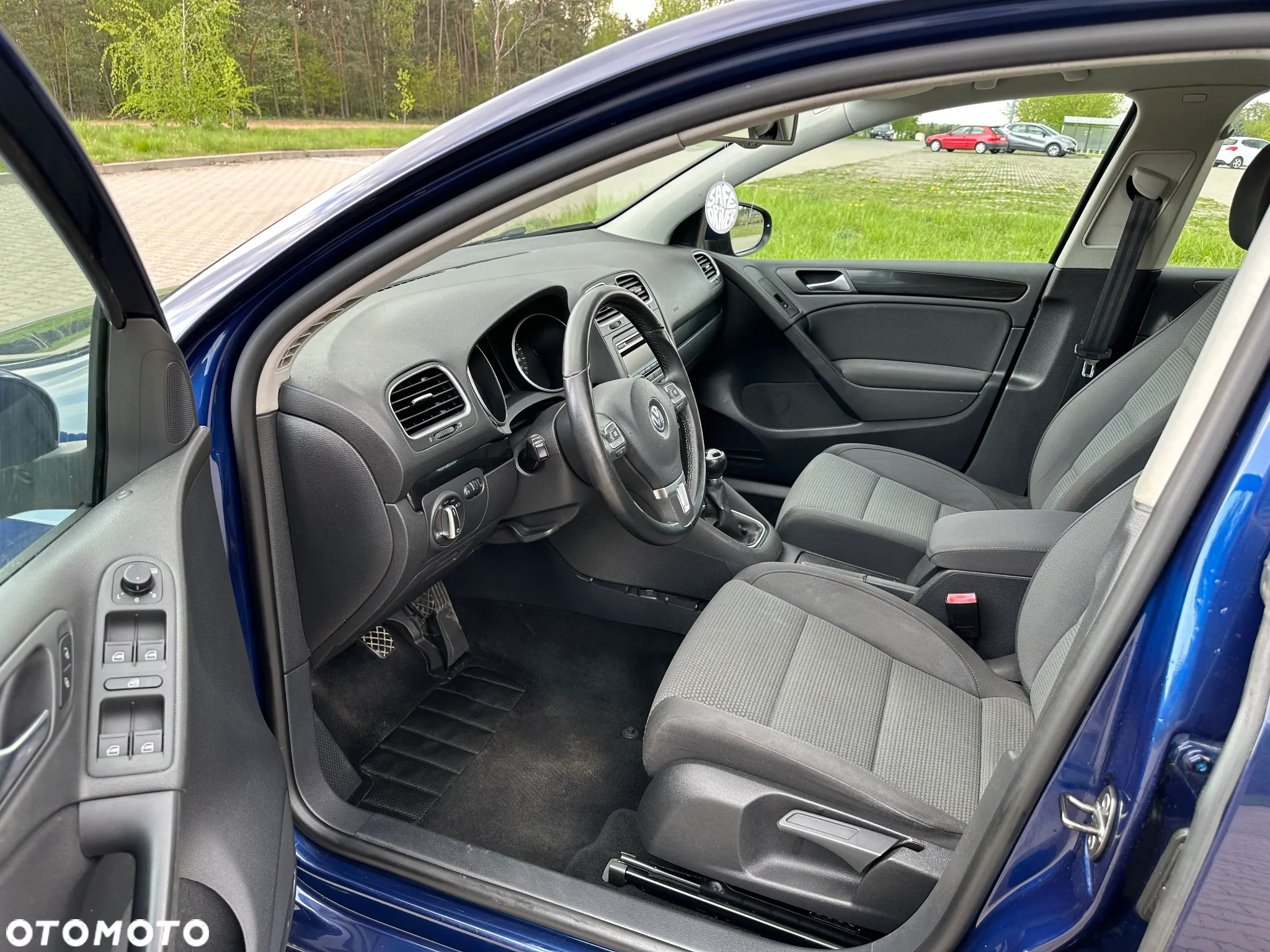 Volkswagen Golf 1.6 TDI DPF BlueMotion Technology Trendline - 10