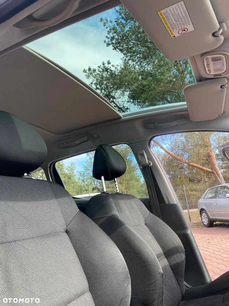 Peugeot 207 1.4 16V Sporty - 19