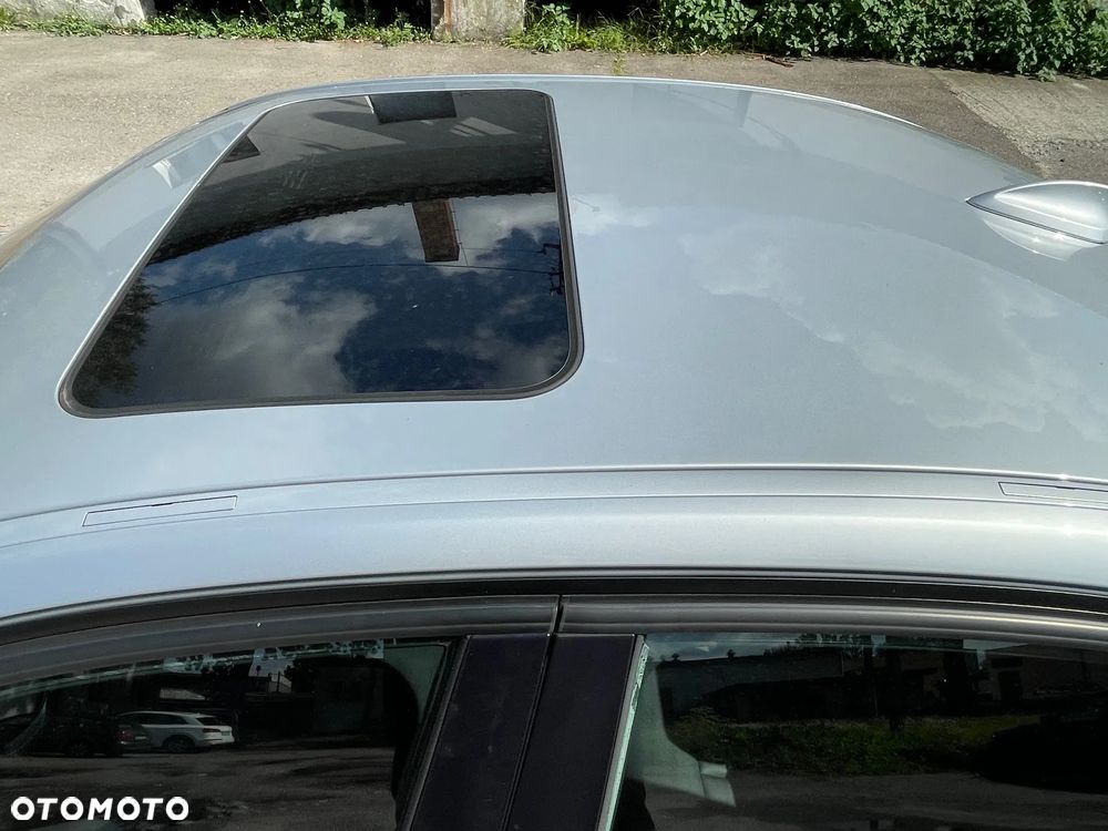 BMW Seria 3 328i xDrive - 11