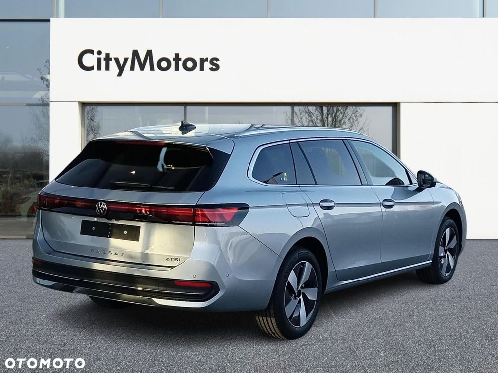 Volkswagen Passat - 6