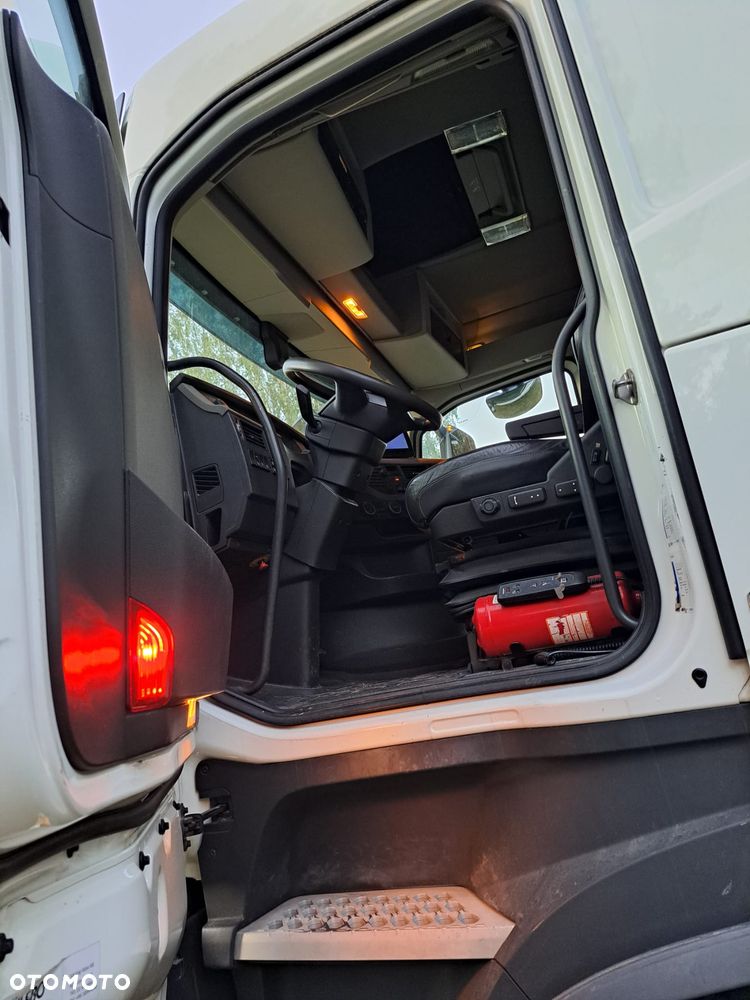 Volvo FH540 - 17