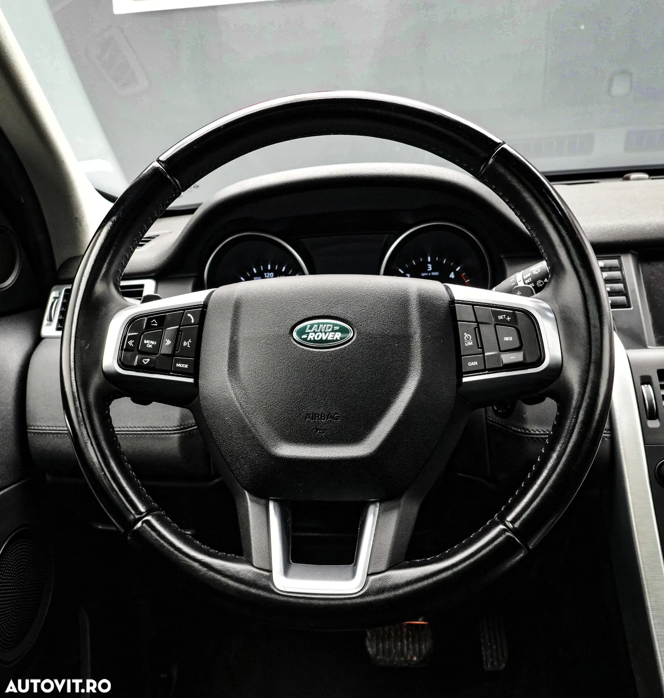 Land Rover Discovery Sport 2.0 l TD4 HSE Aut. - 18