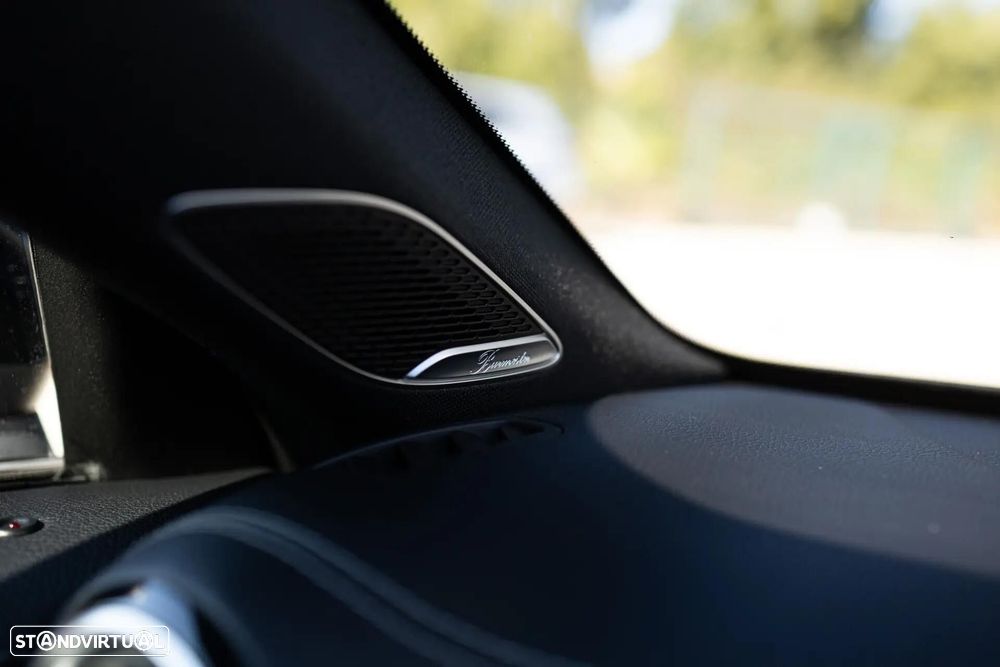 Mercedes-Benz CLA 250 - 12