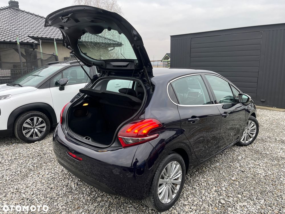 Peugeot 208 1.2 PureTech GPF Allure S&S EAT6 - 22