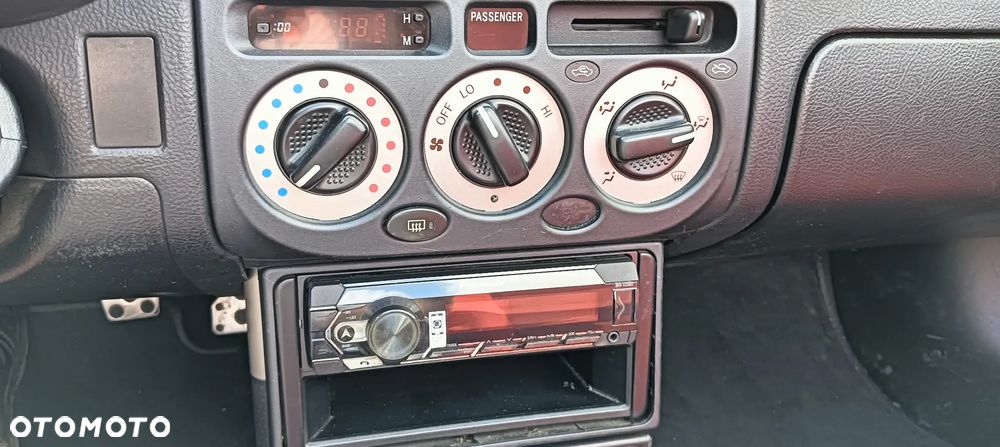Toyota MR2 - 12