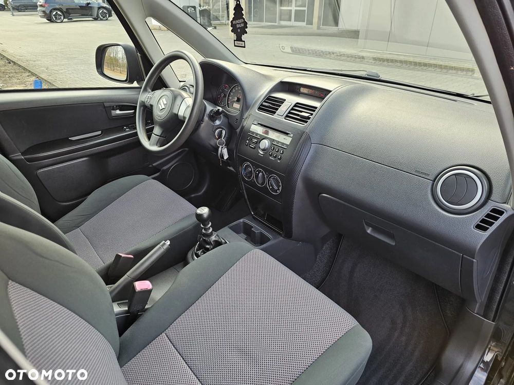 Suzuki SX4 1.9 DDiS DPF 4x2 Comfort - 24