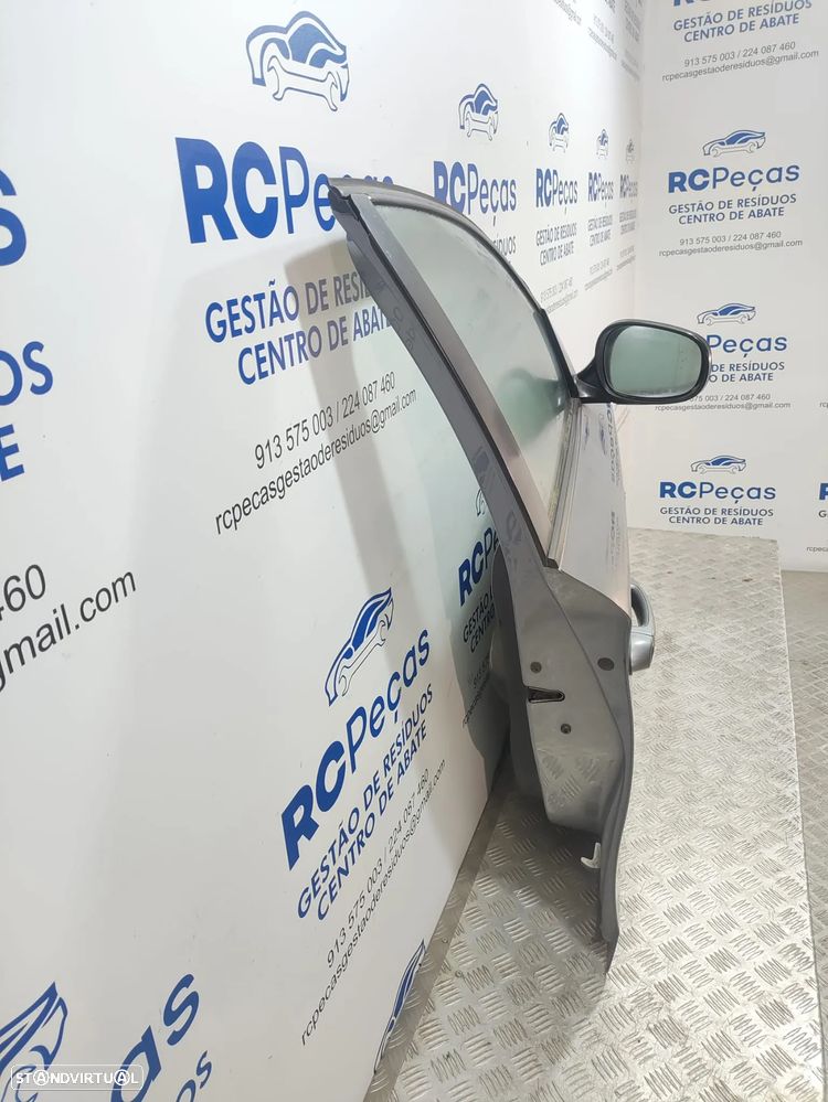 Porta Frente Frontal Direita BMW Serie 1 E87 2004 - 2013 - 4