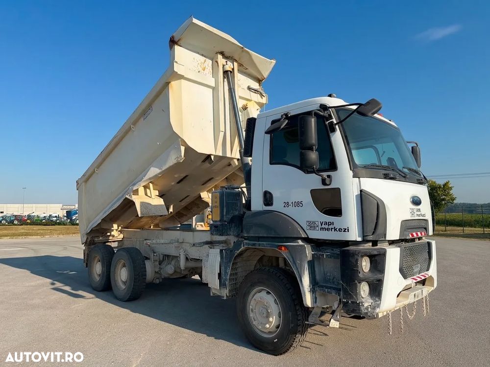 Ford Cargo 3542 D - 4