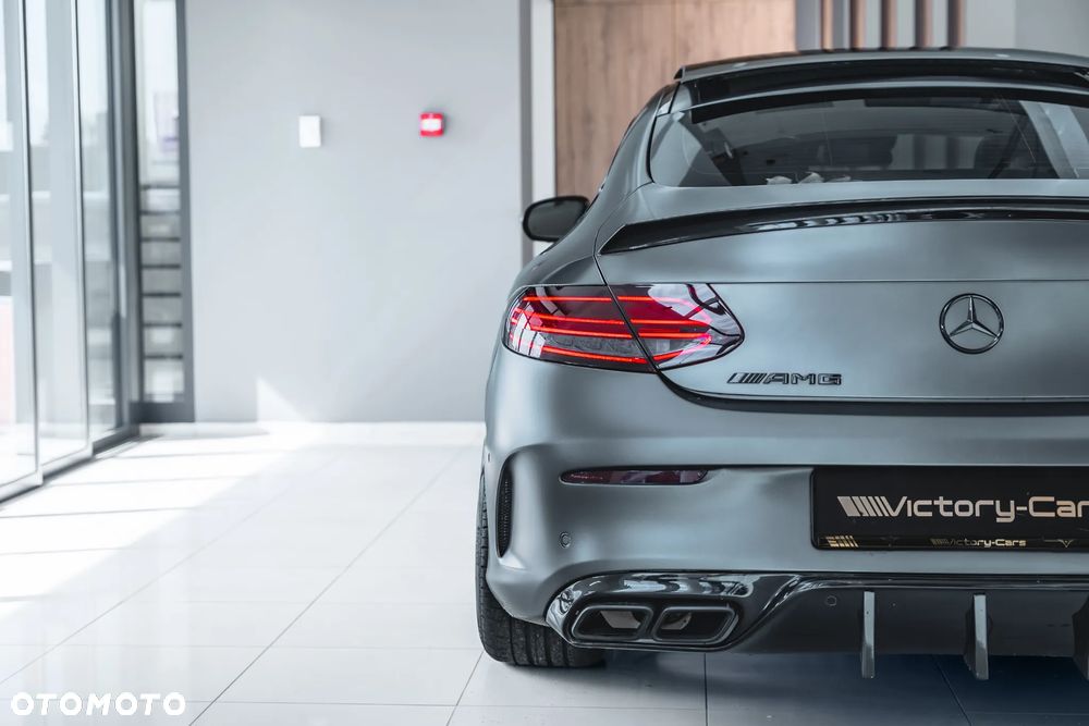 Mercedes-Benz Klasa C AMG 43 4Matic 9G-TRONIC - 12
