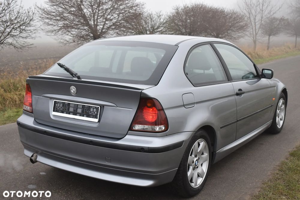 BMW Seria 3 318ti - 12