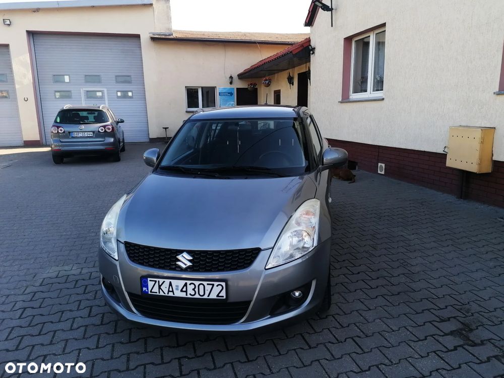Suzuki Swift - 4