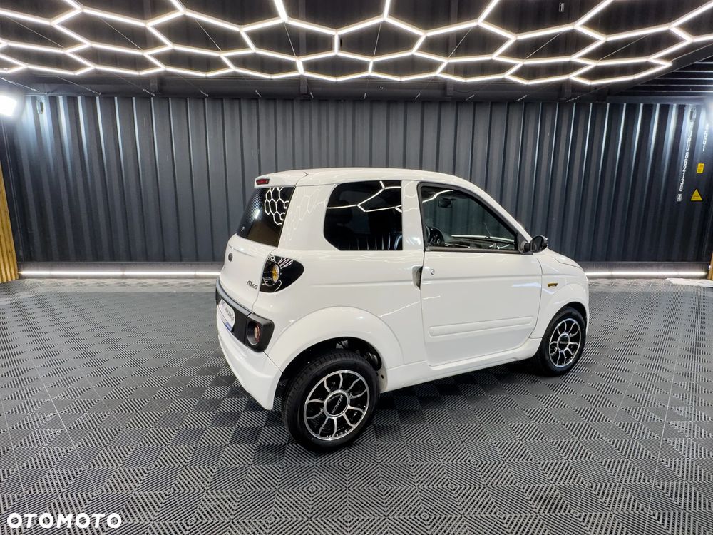 Microcar M.GO - 11