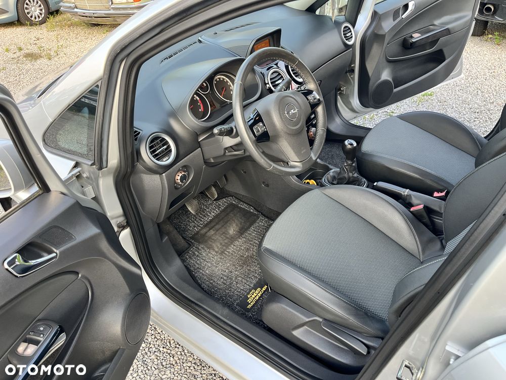 Opel Corsa - 8