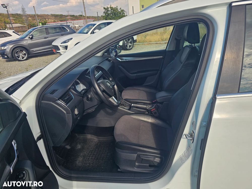 Skoda Octavia 2.0 TDI DSG 4X4 Style - 9