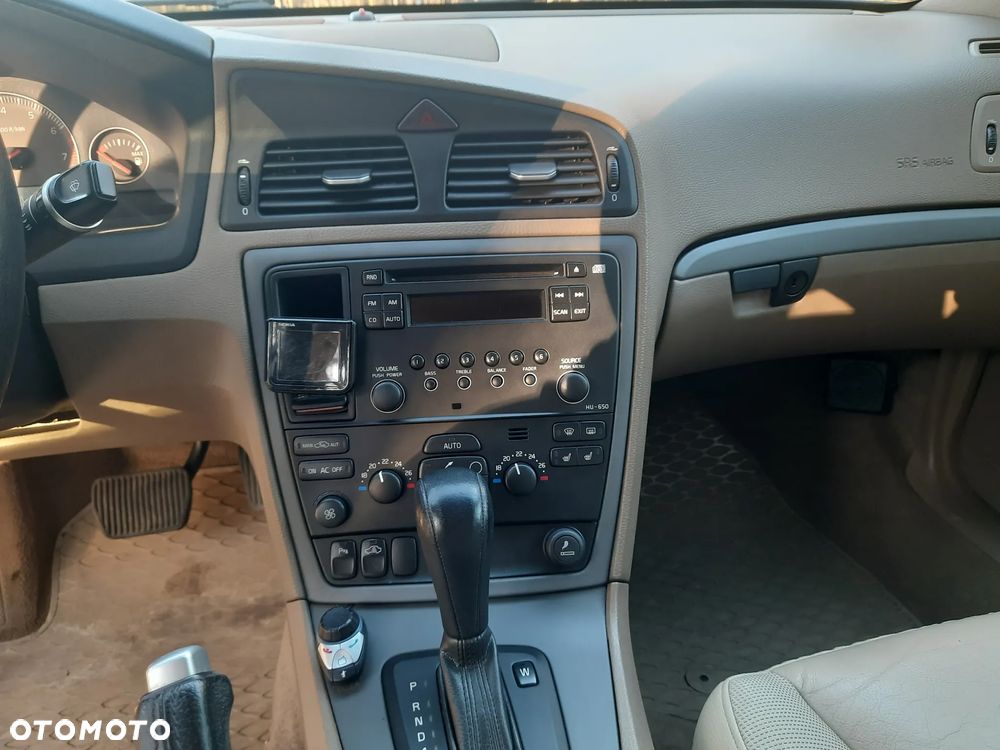 Volvo S60 2.4 Kinetic - 9