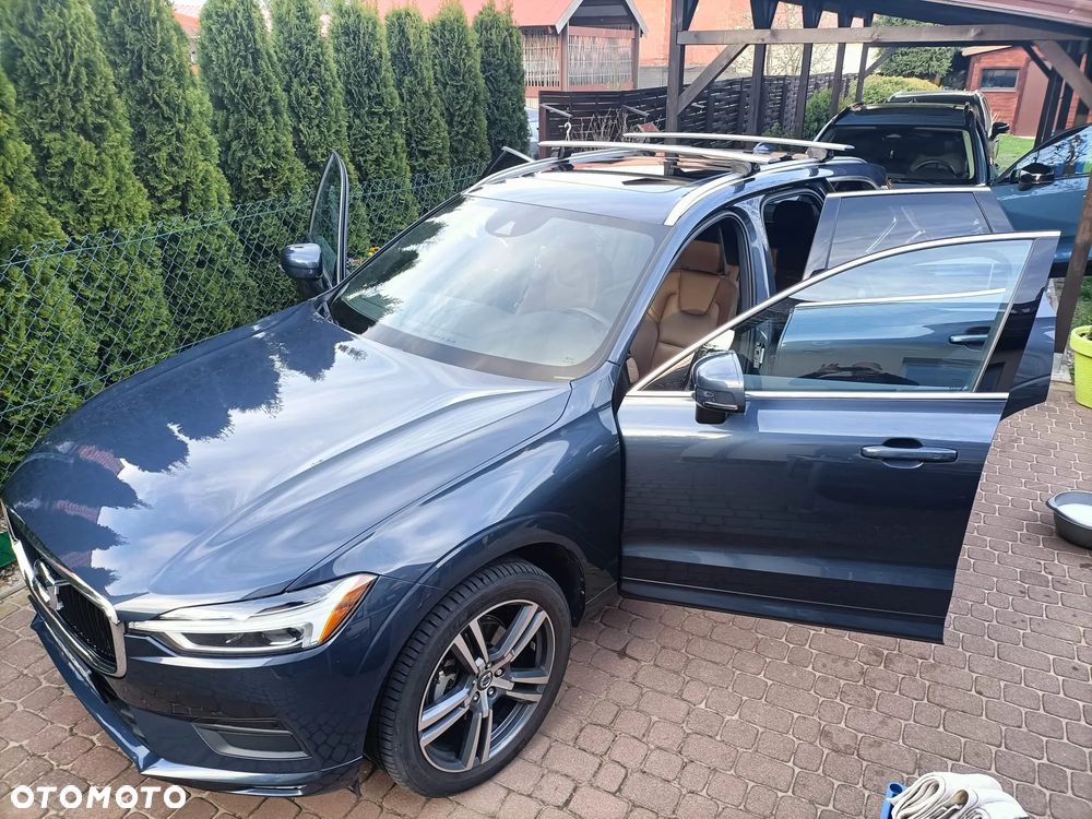 Volvo XC 60 T5 AWD Geartronic Momentum - 5