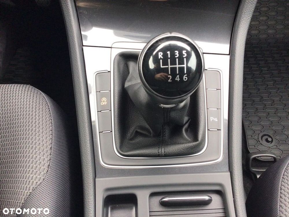 Volkswagen Golf Variant - 21