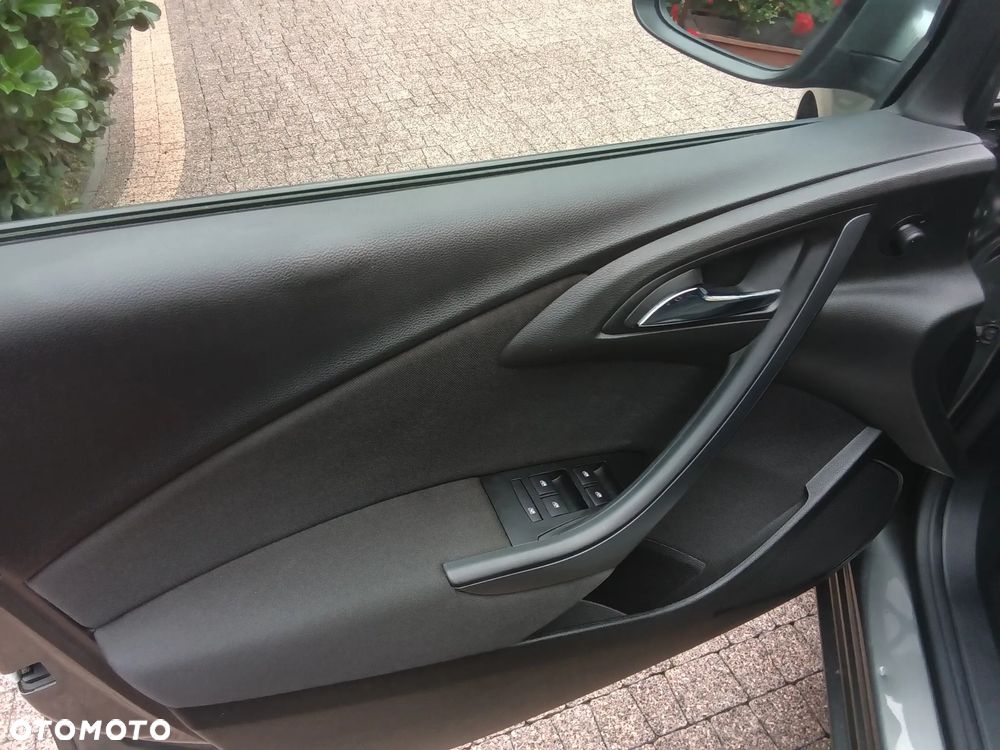 Opel Astra 1.6 Active - 12