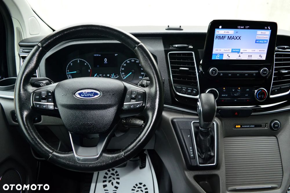 Ford Tourneo Custom 320 L1H1 VA Autm Titanium X - 18