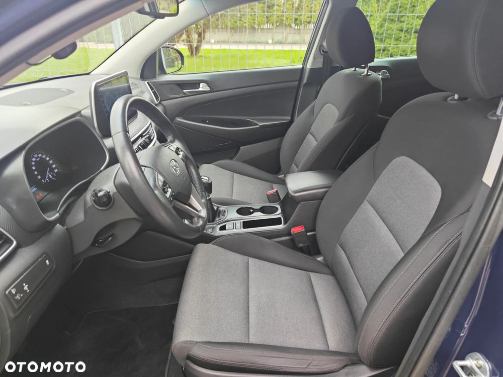 Hyundai Tucson blue 1.6 GDi 2WD Navi - 17