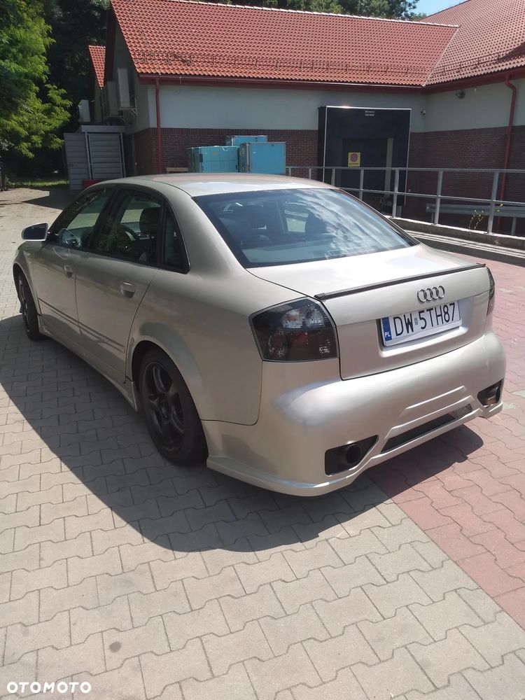 Audi A4 Limousine 2 - 3