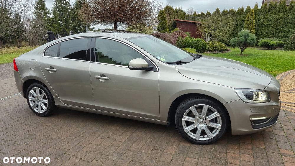 Volvo S60 D3 Geartronic Summum - 12