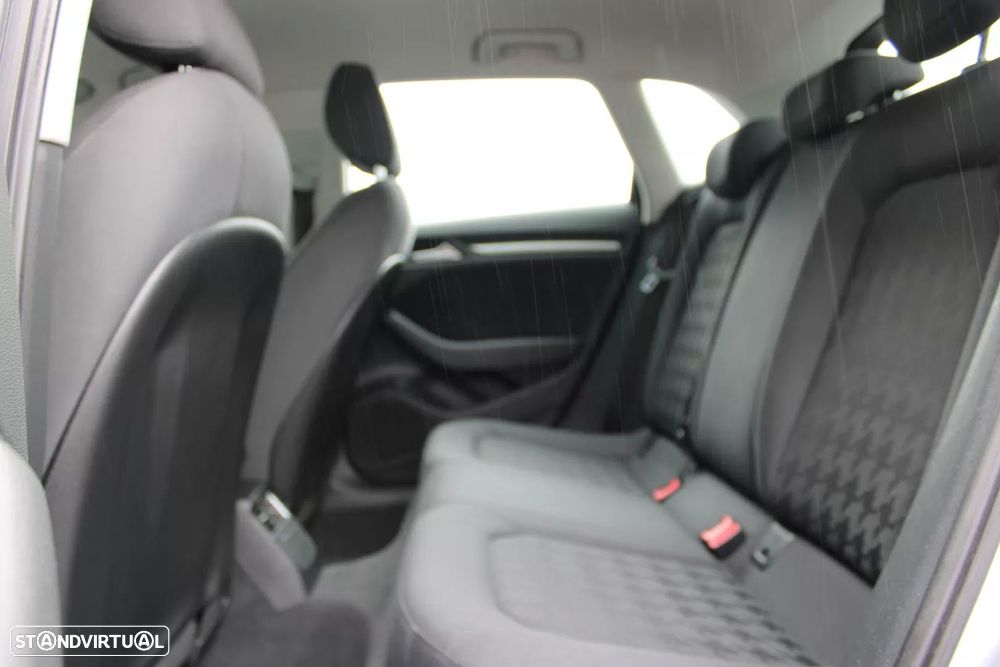 Audi A3 Sportback 1.6 TDI Sport - 16