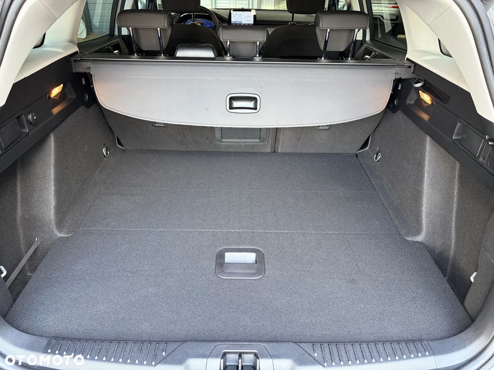 Ford Focus 1.0 EcoBoost Titanium X - 27