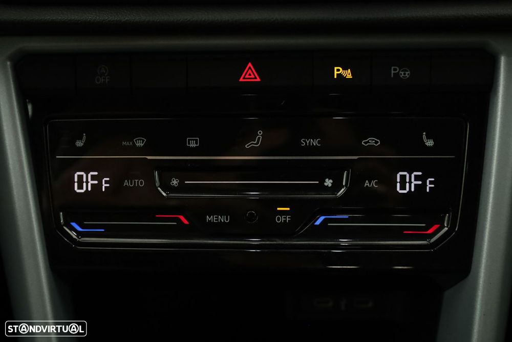 VW T-Roc 1.0 TSI - 12