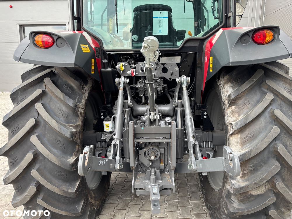 Massey Ferguson 5709M - 5