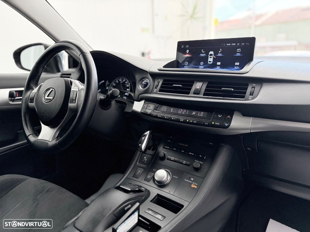 Lexus CT 200h 09 P.Dynamic - 31