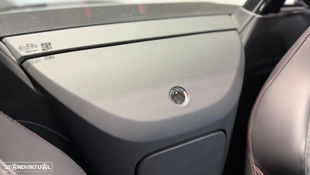 Aston Martin Vantage Roadster V8 F1 Edition - 36