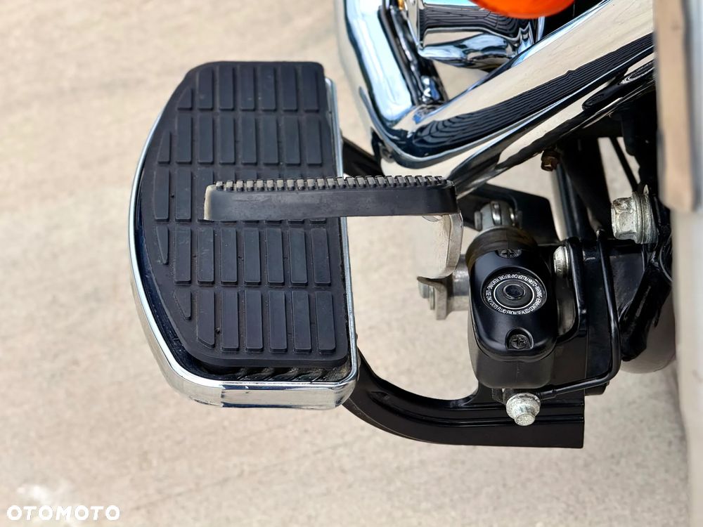 Harley-Davidson Softail Heritage Classic - 23