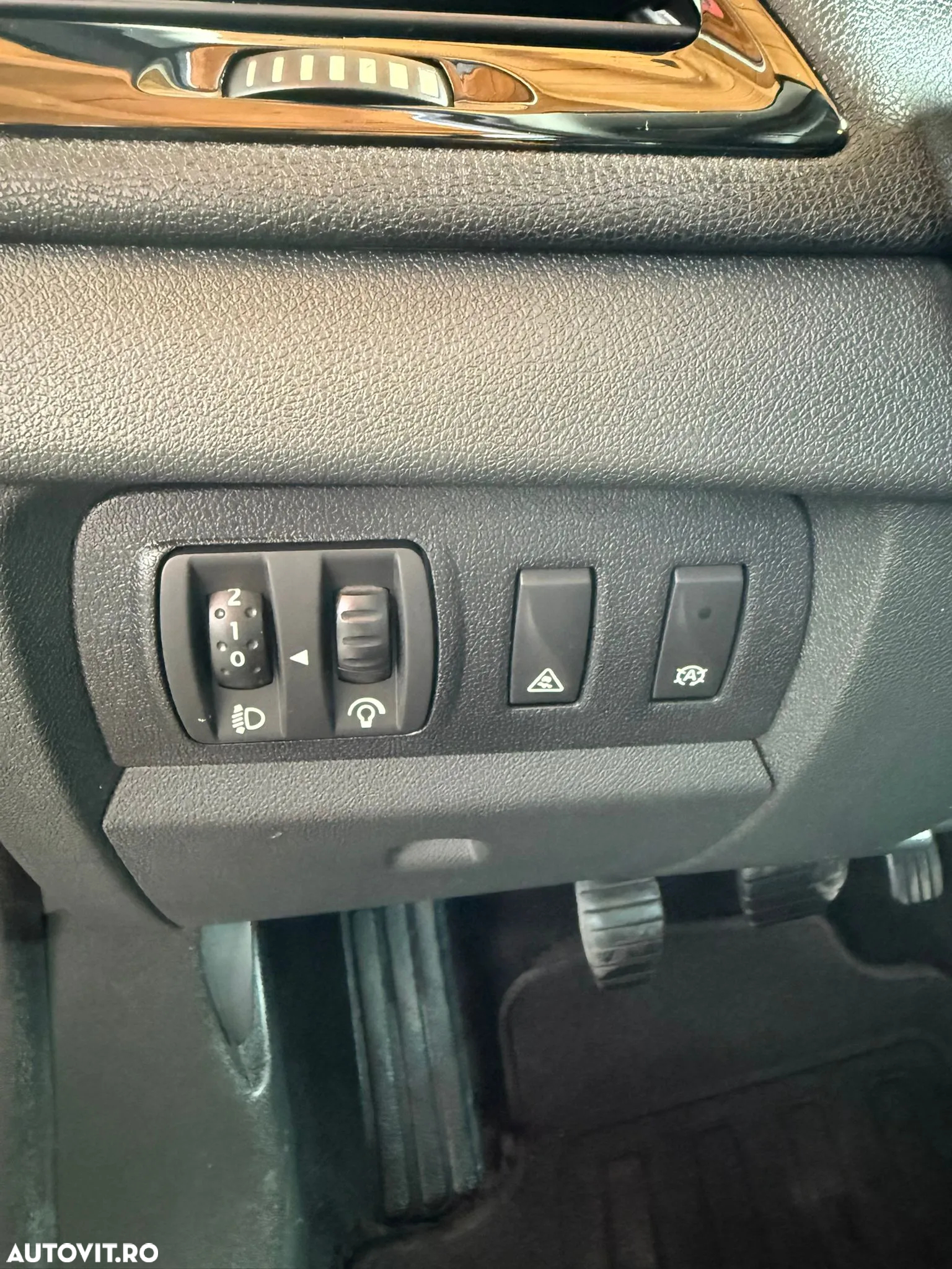 Renault Megane ENERGY dCi 110 Start & Stop Bose Edition - 17