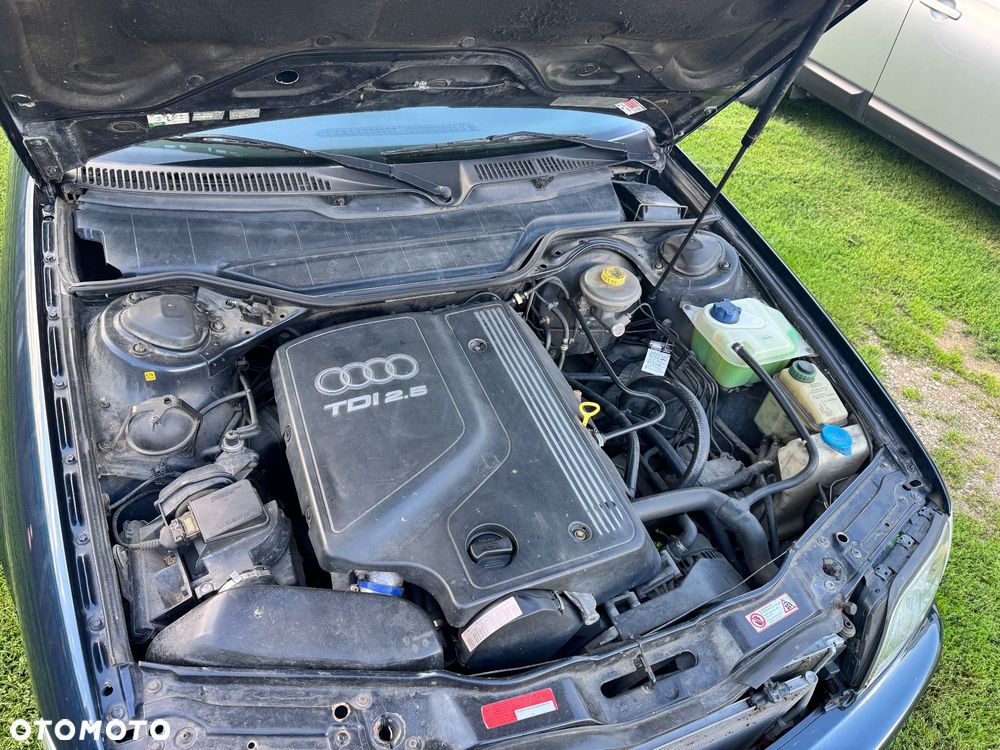 Audi A6 Avant 2.5 TDI - 17