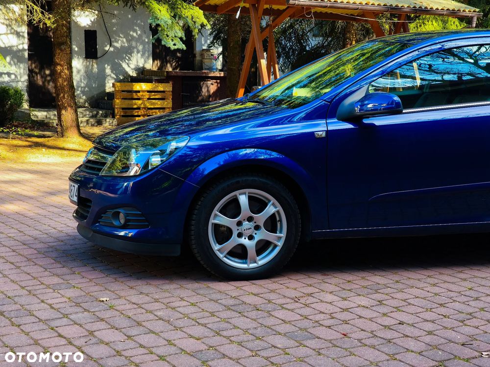 Opel Astra 2.0 T Sport - 28