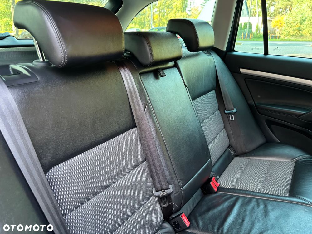 Skoda Octavia 2.0 TDI DPF Elegance - 11
