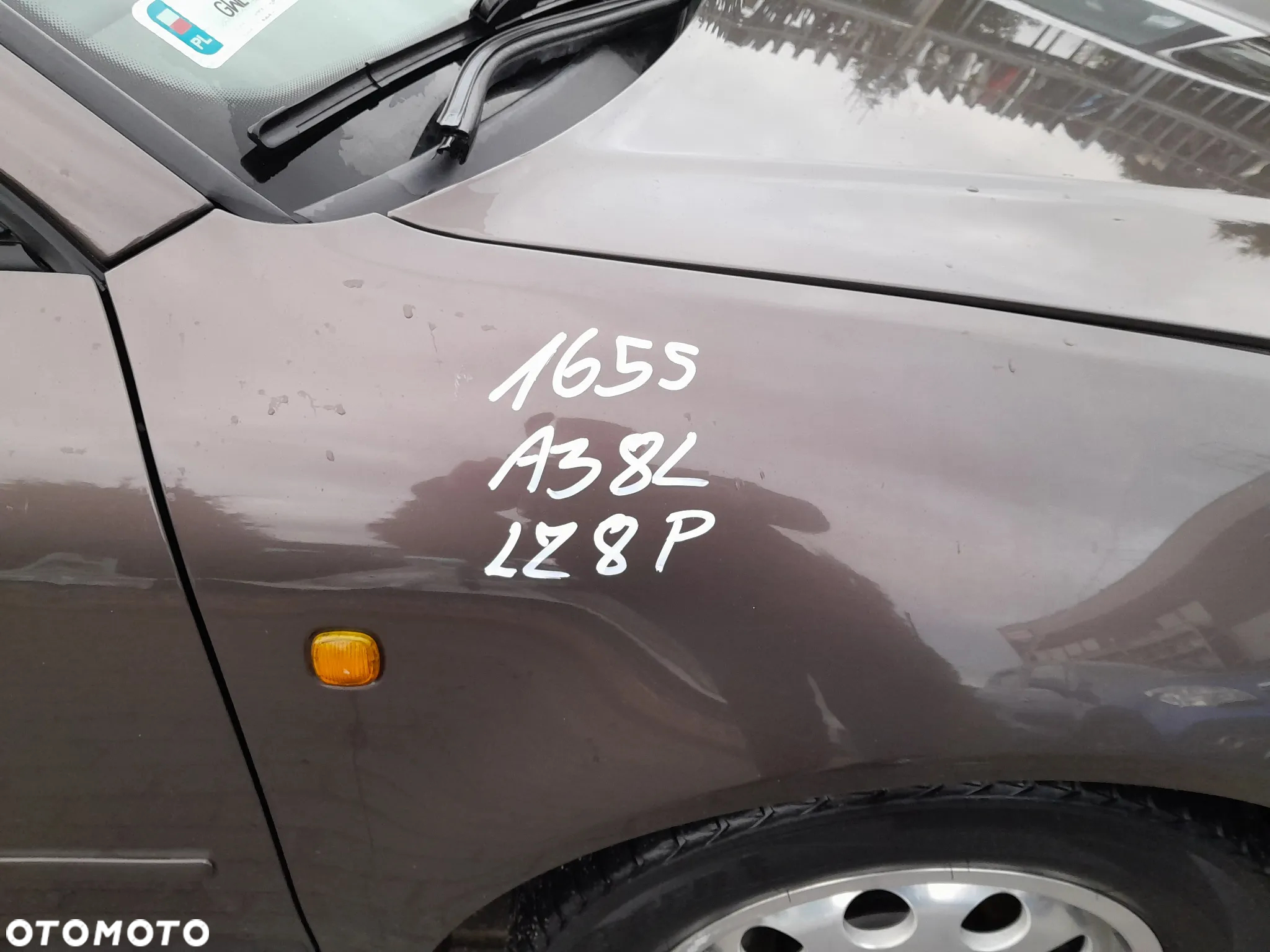 AUDI A3 8L BŁOTNIK PRAWY PRZEDNI PRAWY PRZÓD KOLOR: LZ8P - 2