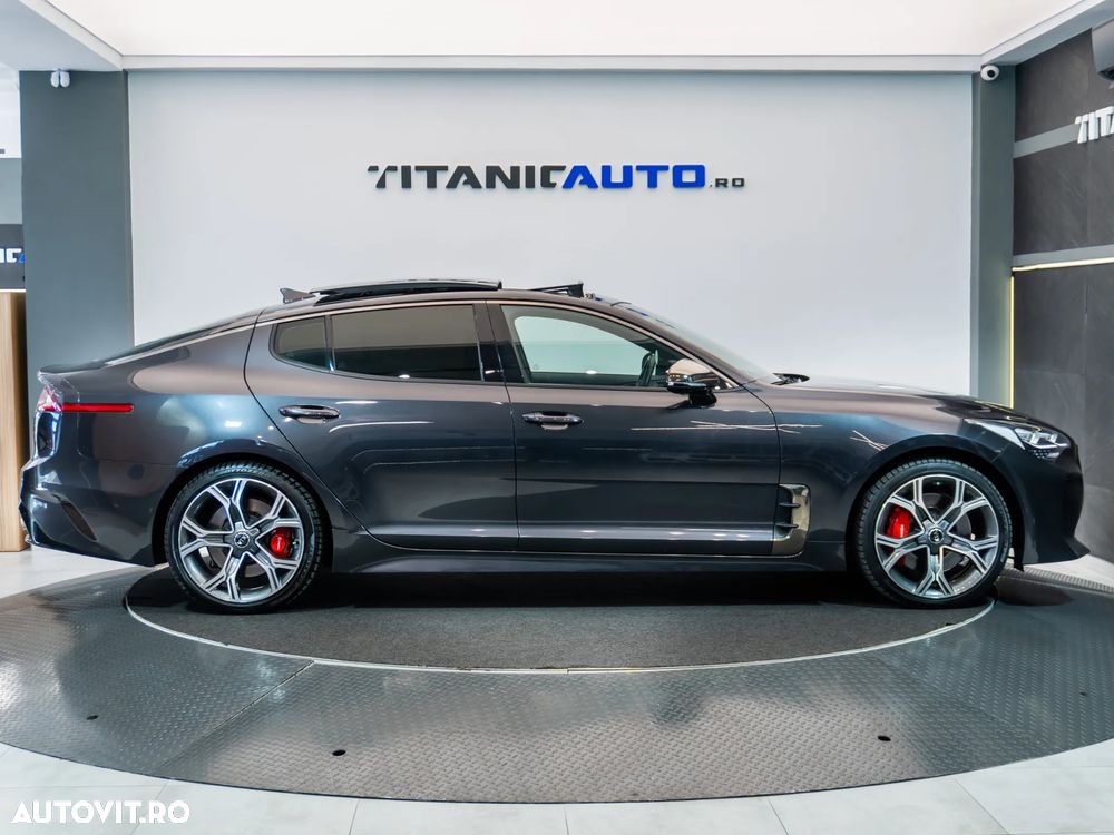 Kia Stinger 3.3 T-GDI AWD GT - 9