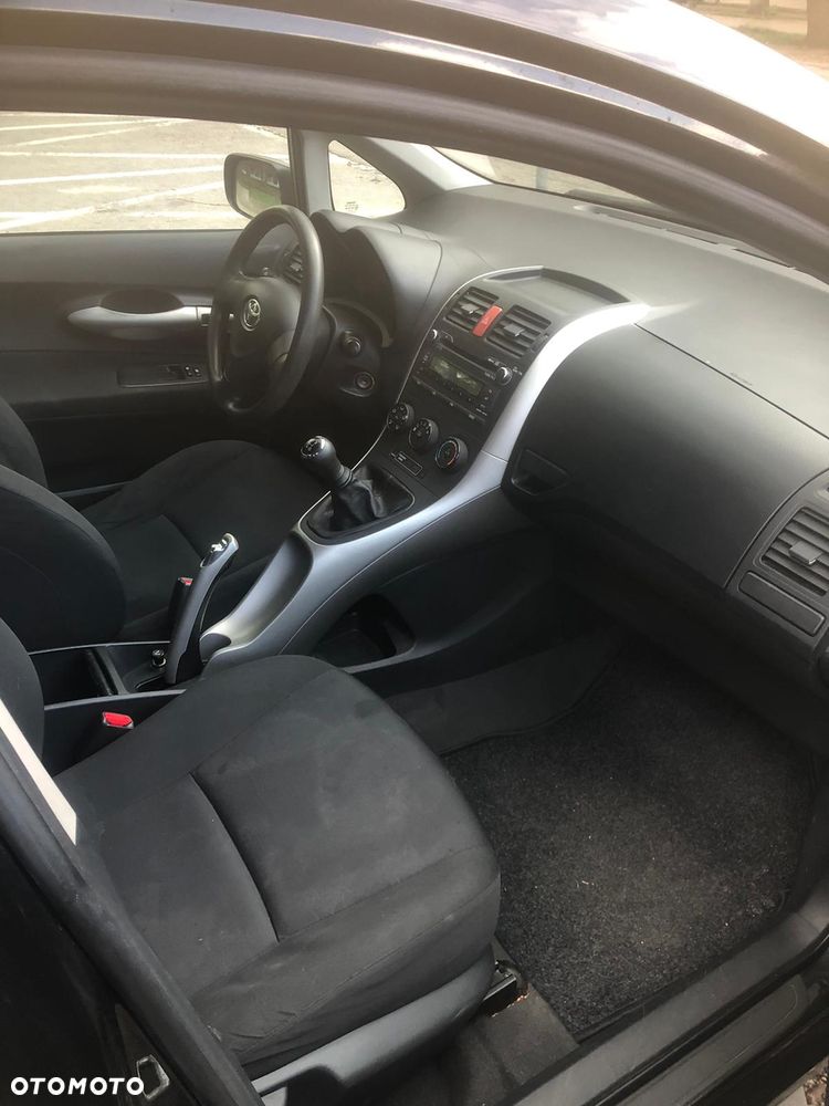 Toyota Auris 1.6 VVT-i Luna - 22