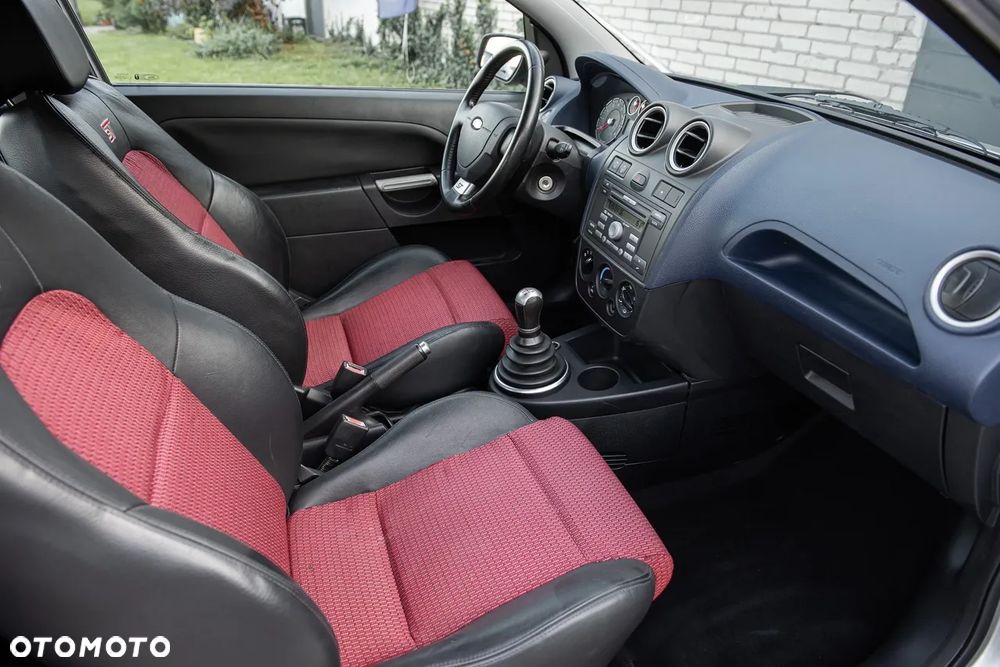 Ford Fiesta - 19