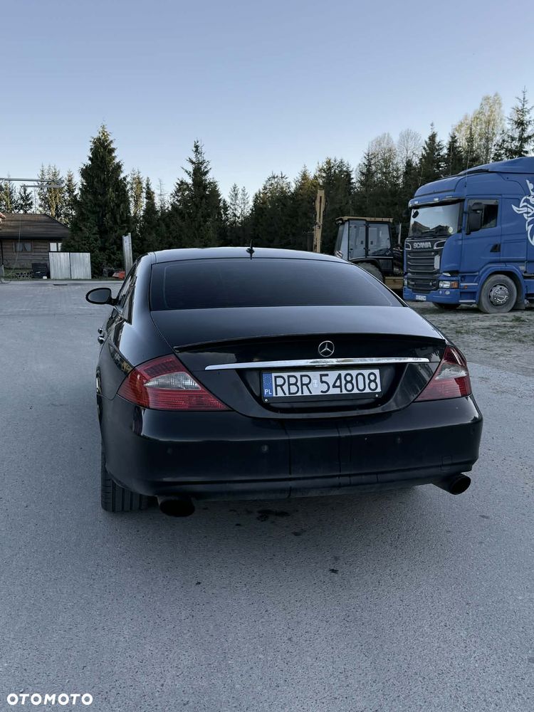 Mercedes-Benz CLS - 6