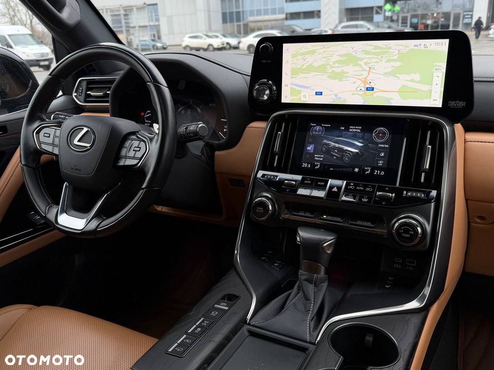 Lexus LX - 36