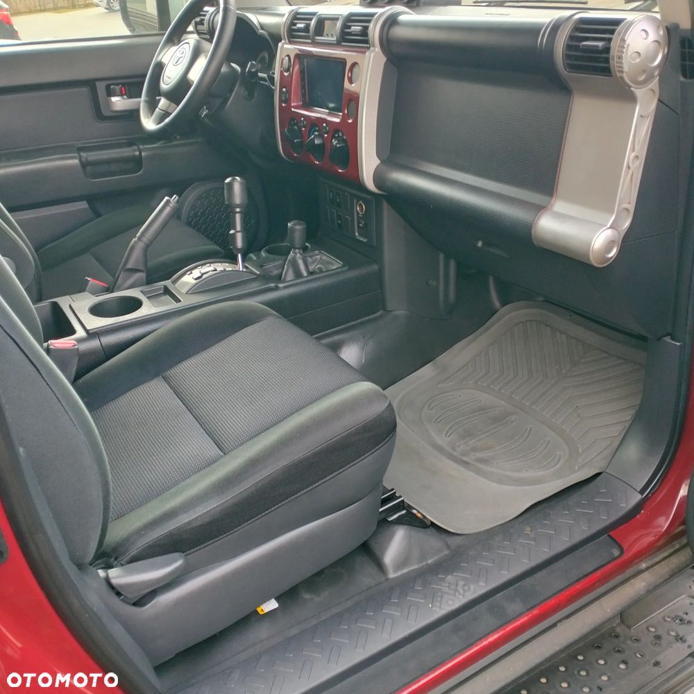 Toyota FJ - 13