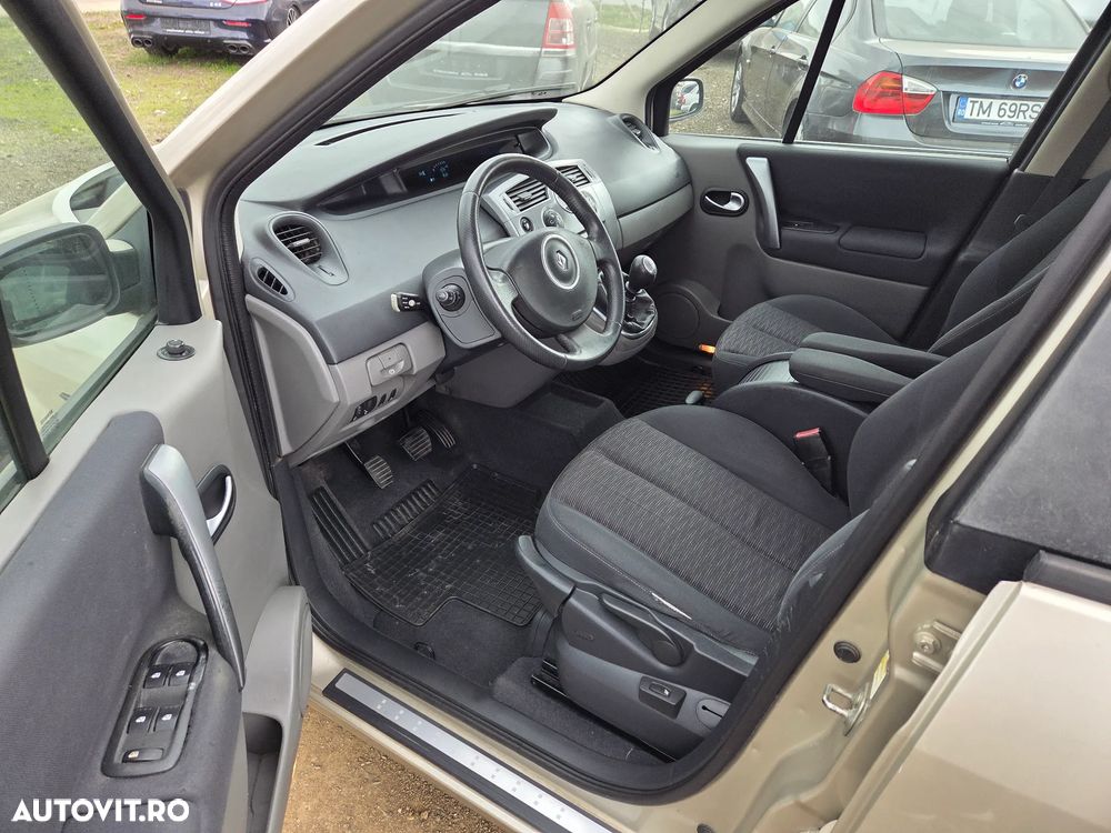 Renault Scenic 1.9 dCi FAP Privilege - 5