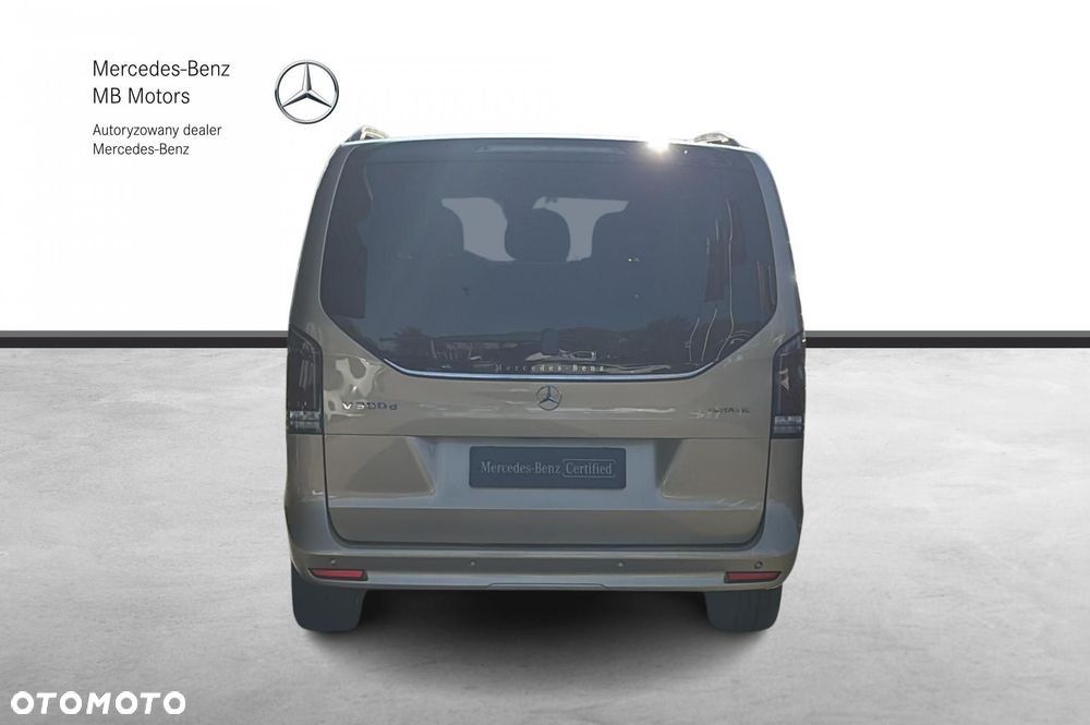 Mercedes-Benz Klasa V - 4