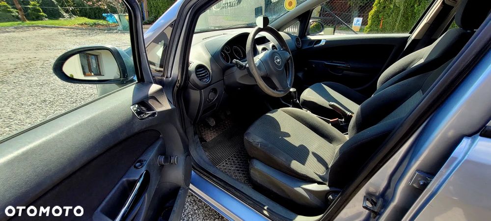 Opel Corsa - 15