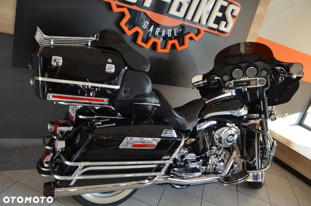 Harley-Davidson FLHT Electra Glide Standard - 3