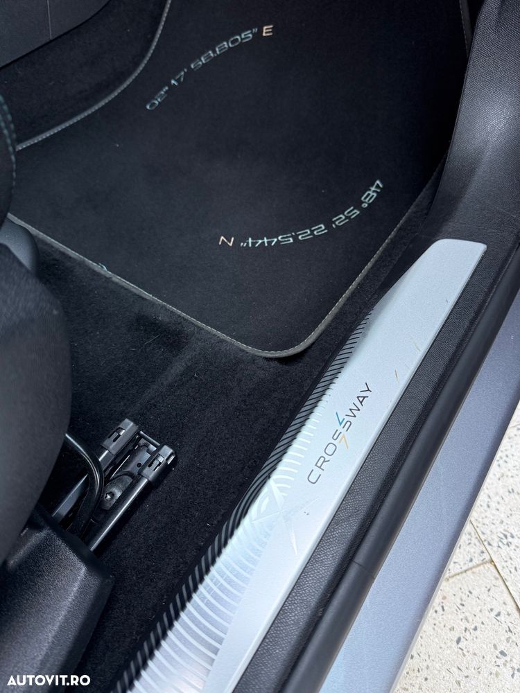 Peugeot 3008 PureTech 130 Stop & Start GPF EAT8 Crossway - 18