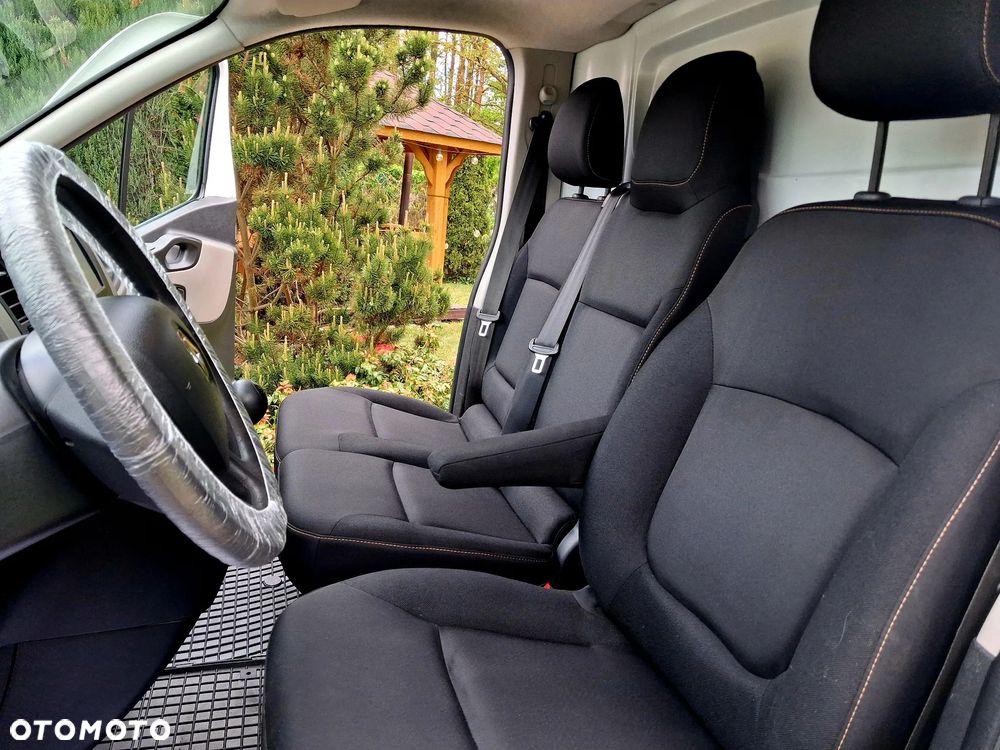 Renault Trafic - 11